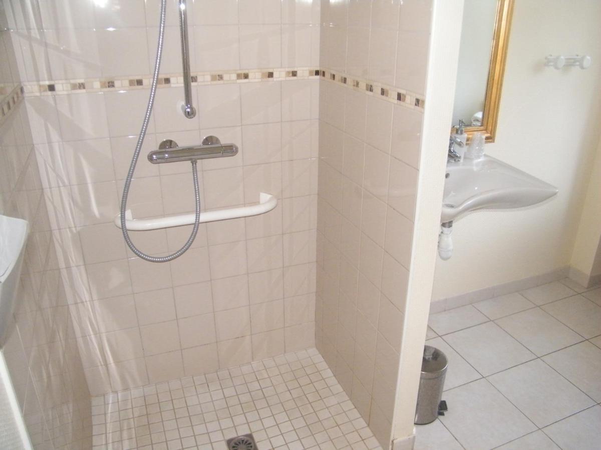 Chambres D'Hotes Chateau De Damigny Saint-Martin-des-Entrées Екстериор снимка