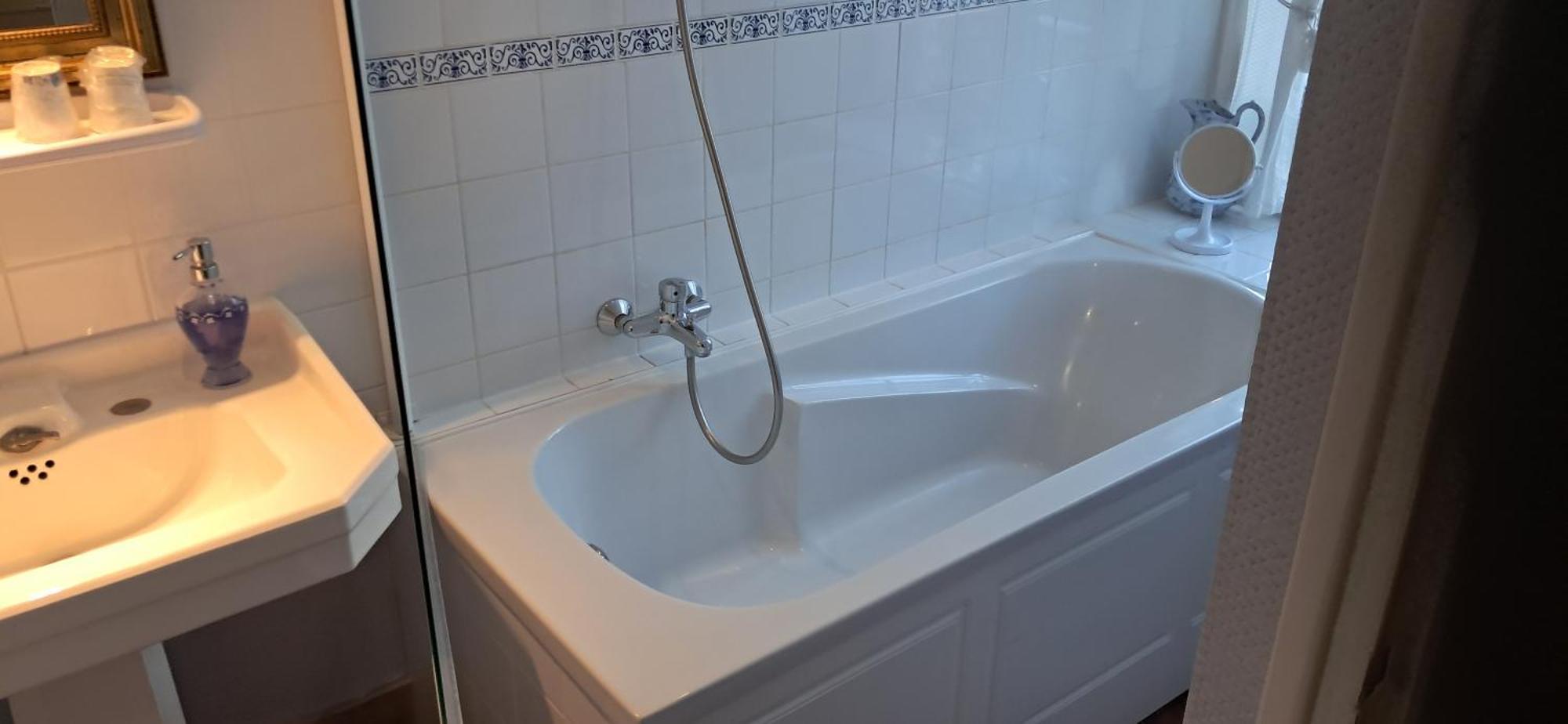 Chambres D'Hotes Chateau De Damigny Saint-Martin-des-Entrées Екстериор снимка